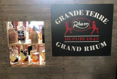 Pochoir grande terre rhum 